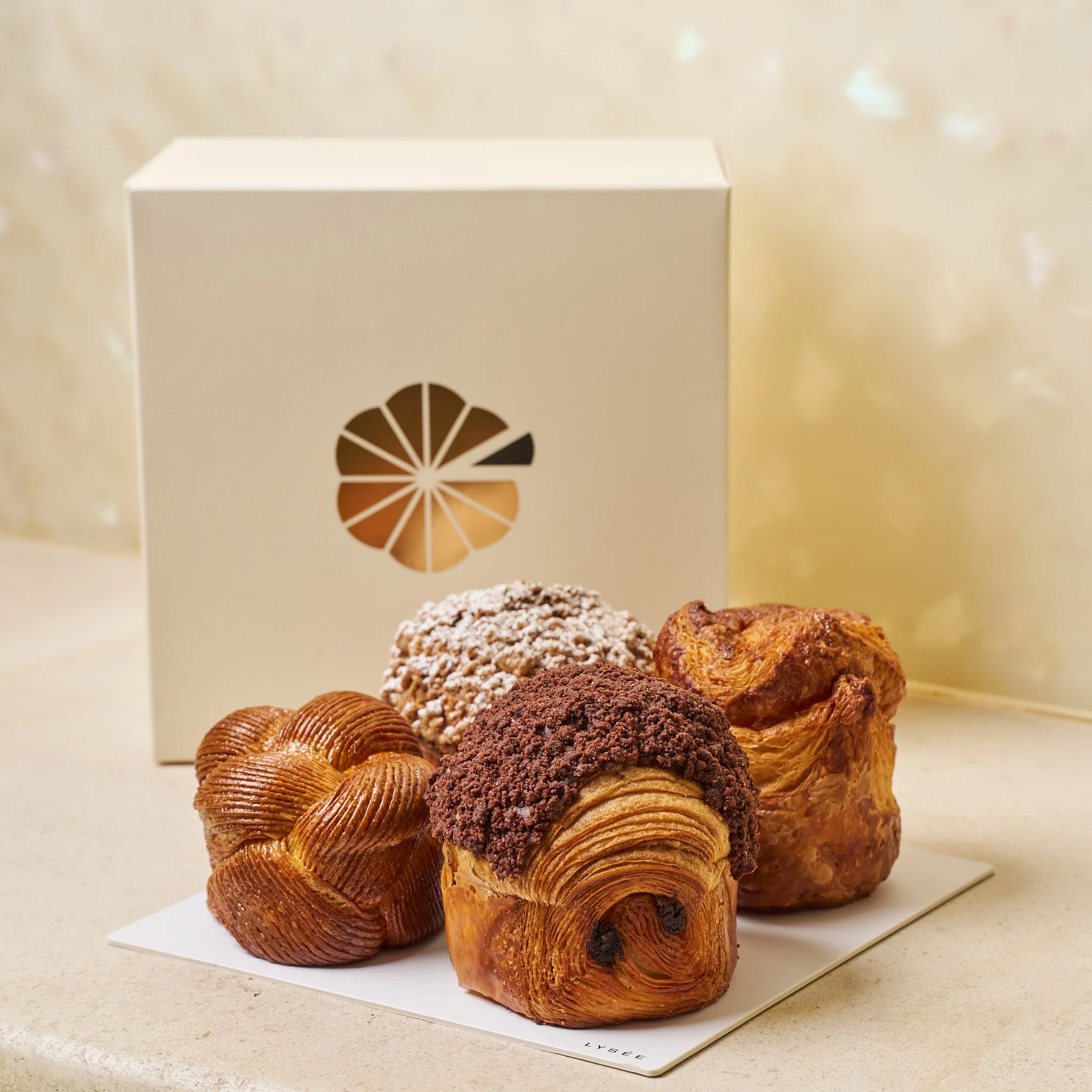 LE GRAND LIVRE DE LA VIENNOISERIE 入手困難 Viennoiserie — Our Collections — Lysee NYC